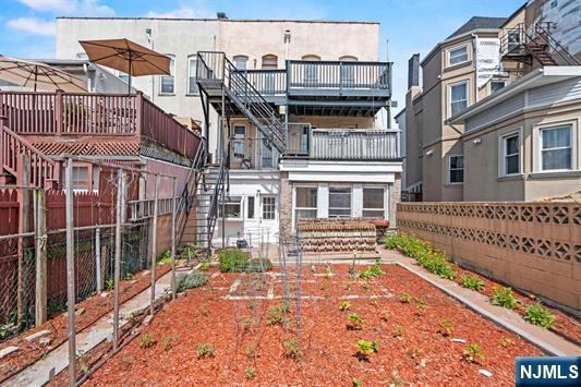 property viewer photo 23