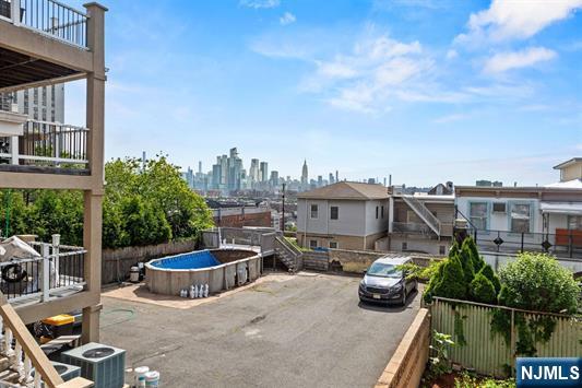 property viewer photo 45