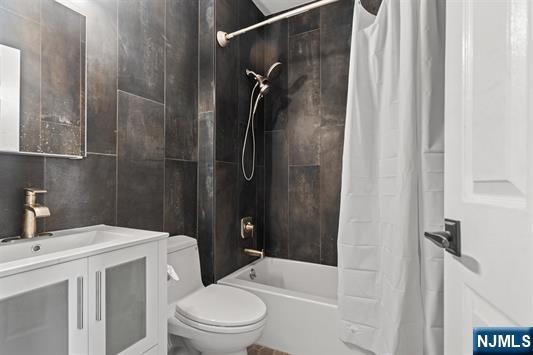 property viewer photo 5