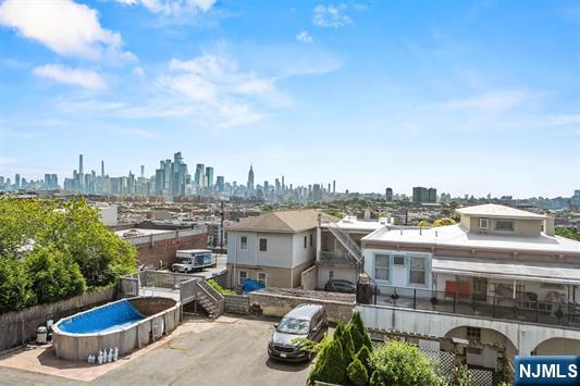 property viewer photo 9