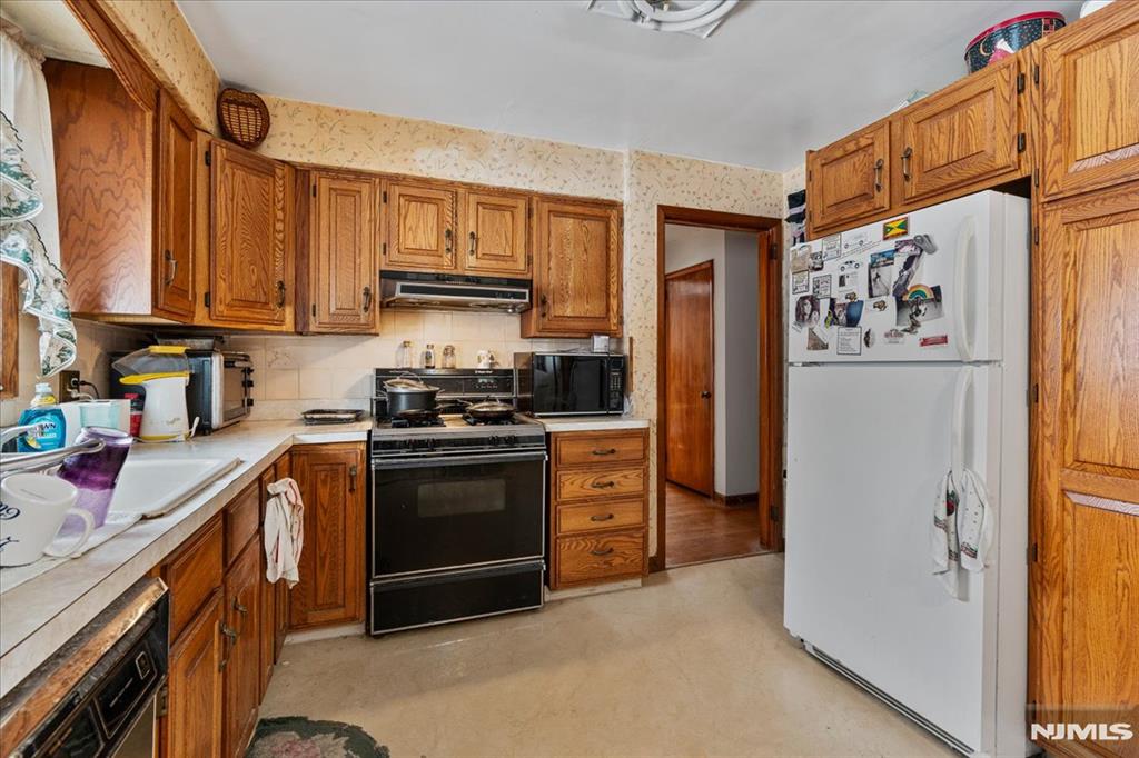 property viewer photo 4