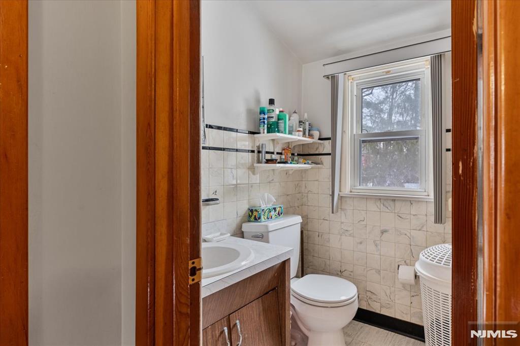 property viewer photo 6