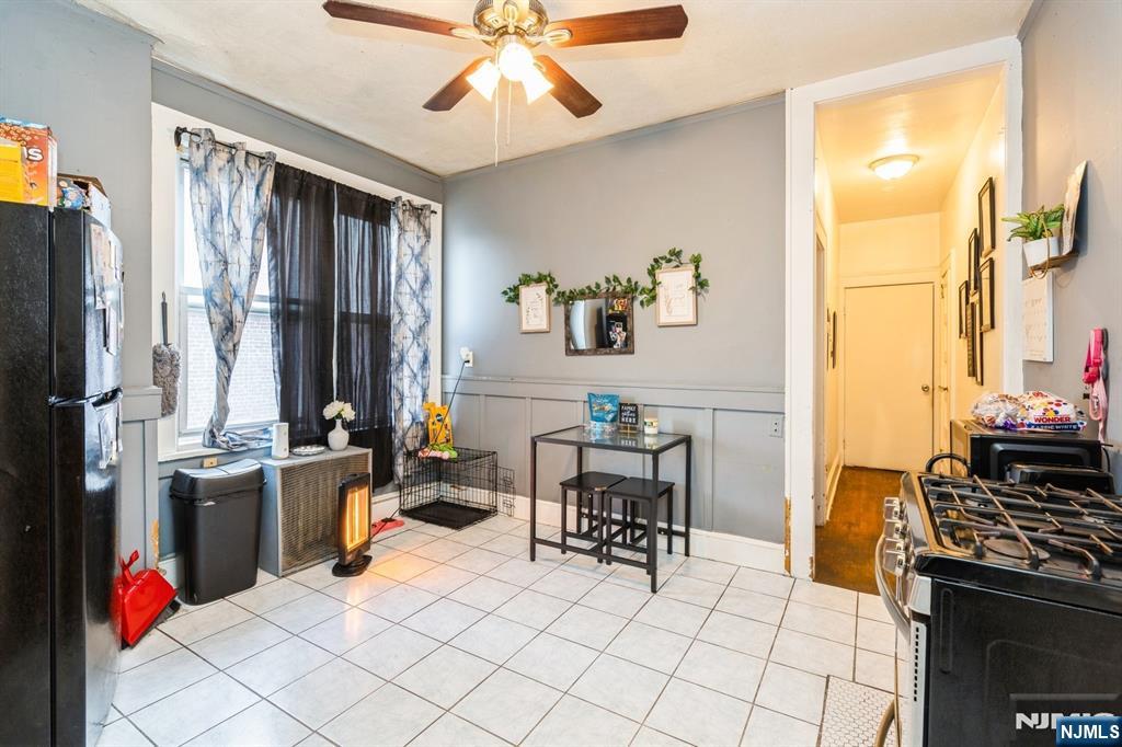 property viewer photo 25