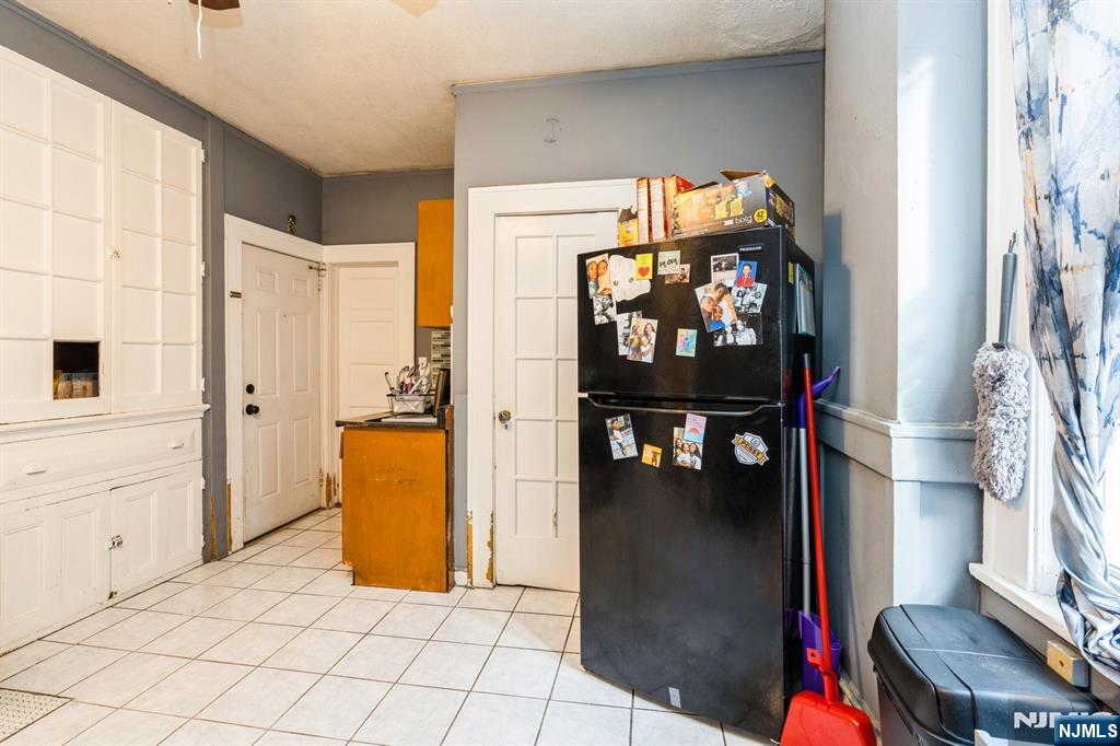 property viewer photo 27