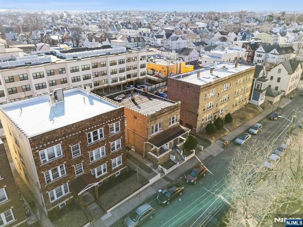 property viewer photo 4