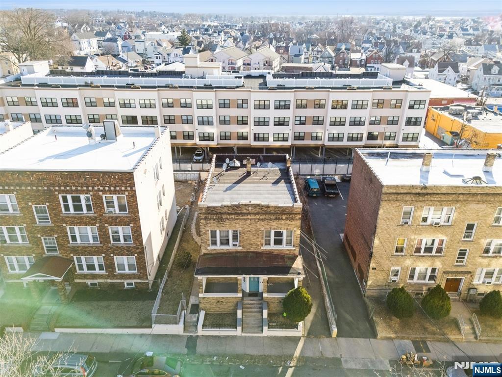 property viewer photo 5