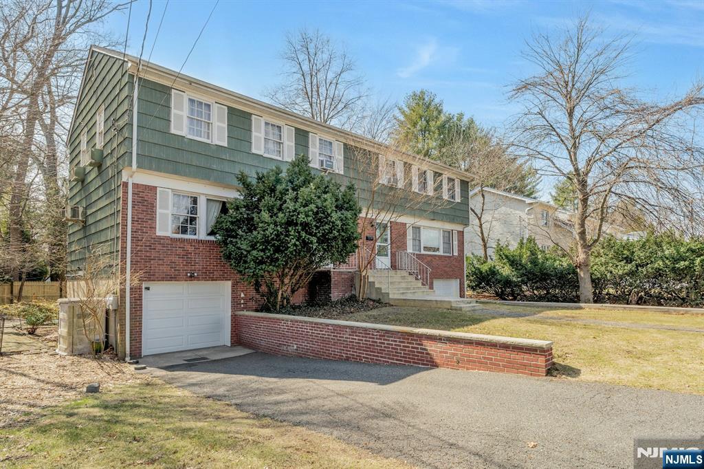 property viewer photo 1