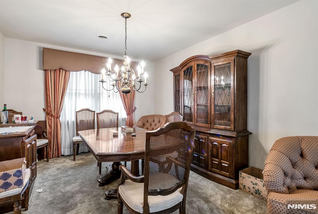 property viewer photo 4