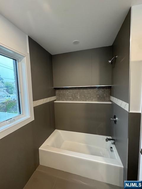 property viewer photo 12