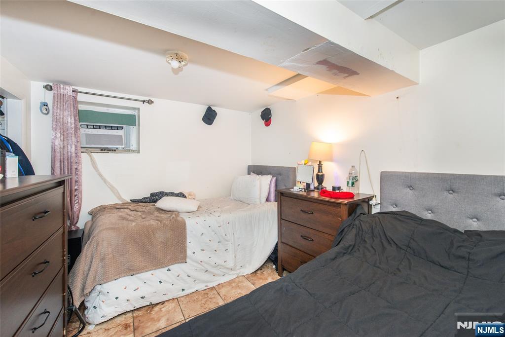 property viewer photo 14