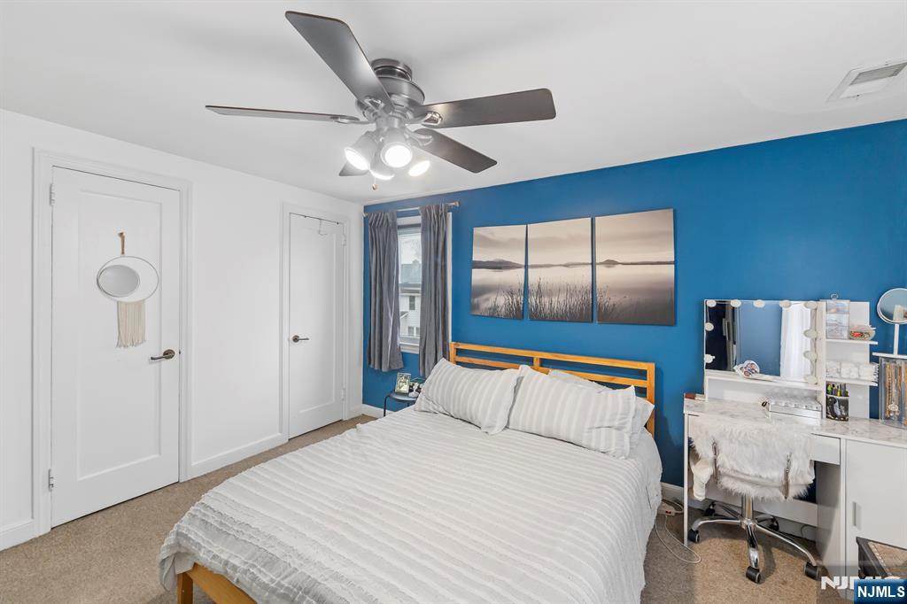 property viewer photo 17