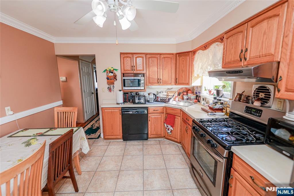 property viewer photo 10