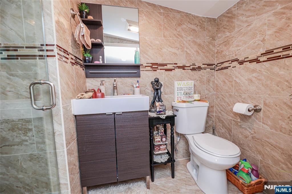 property viewer photo 29