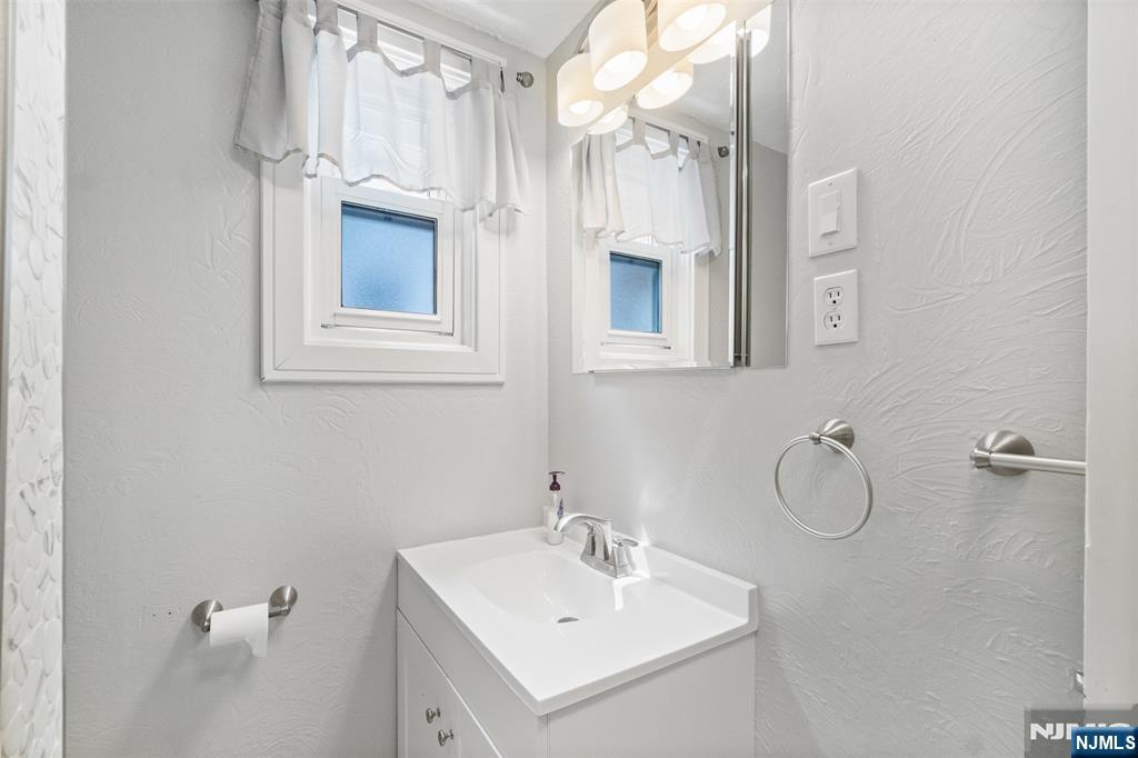 property viewer photo 11