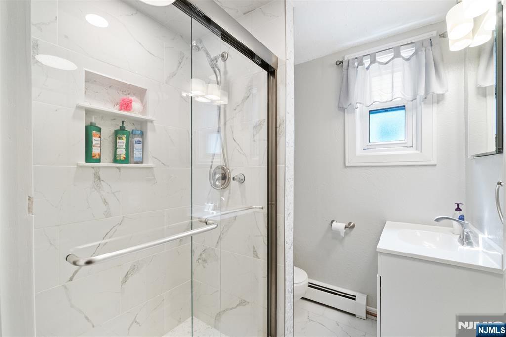 property viewer photo 12