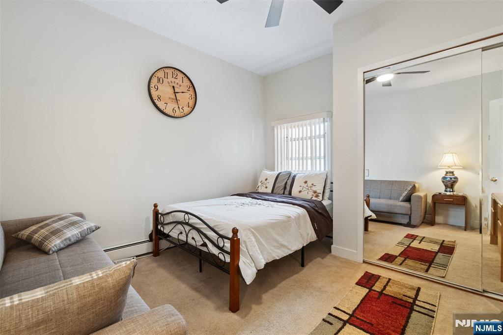 property viewer photo 3