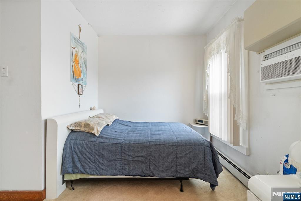property viewer photo 7