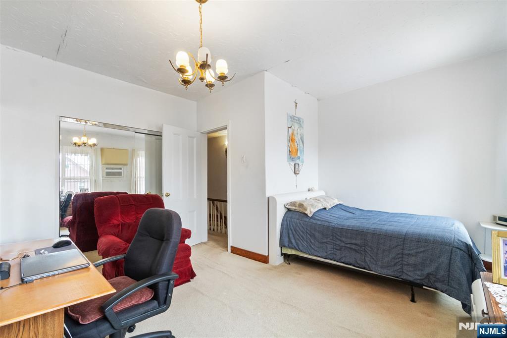 property viewer photo 8