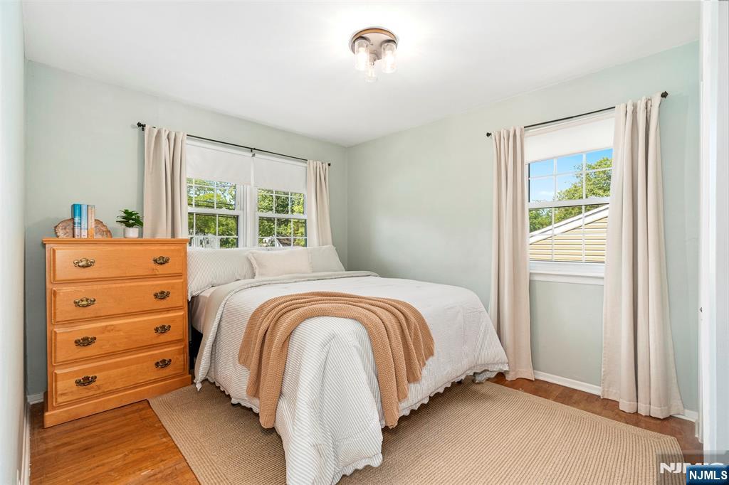 property viewer photo 13