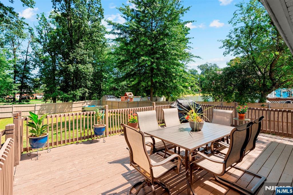 property viewer photo 19