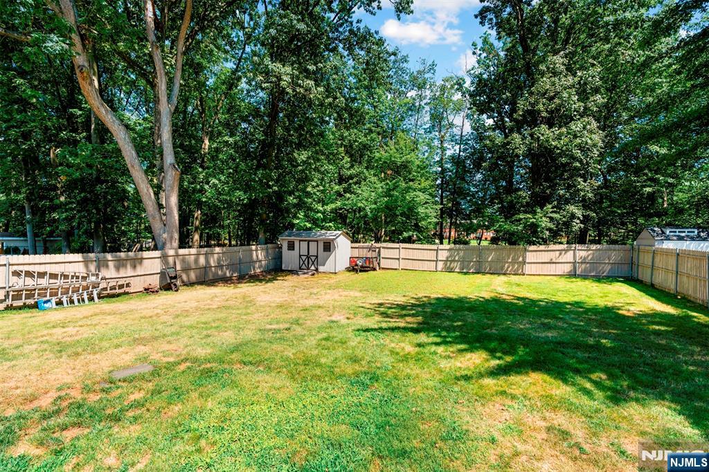 property viewer photo 21