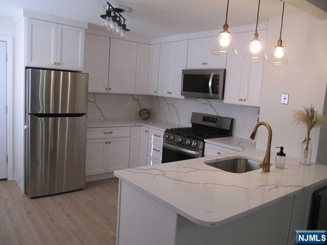 property viewer photo 8