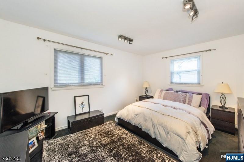 property viewer photo 21