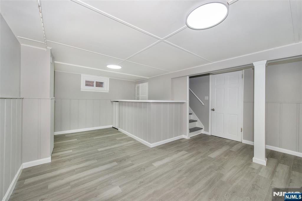 property viewer photo 23