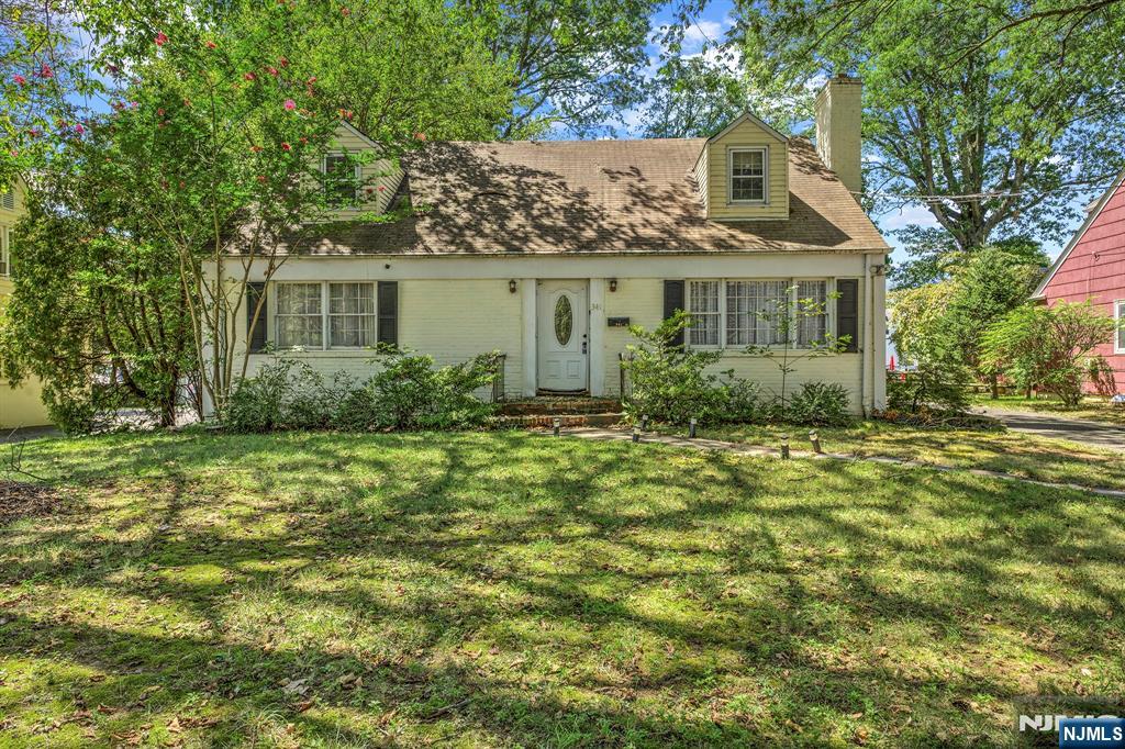main property photo 9