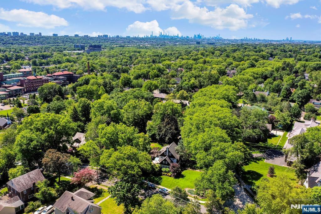 property viewer photo 37