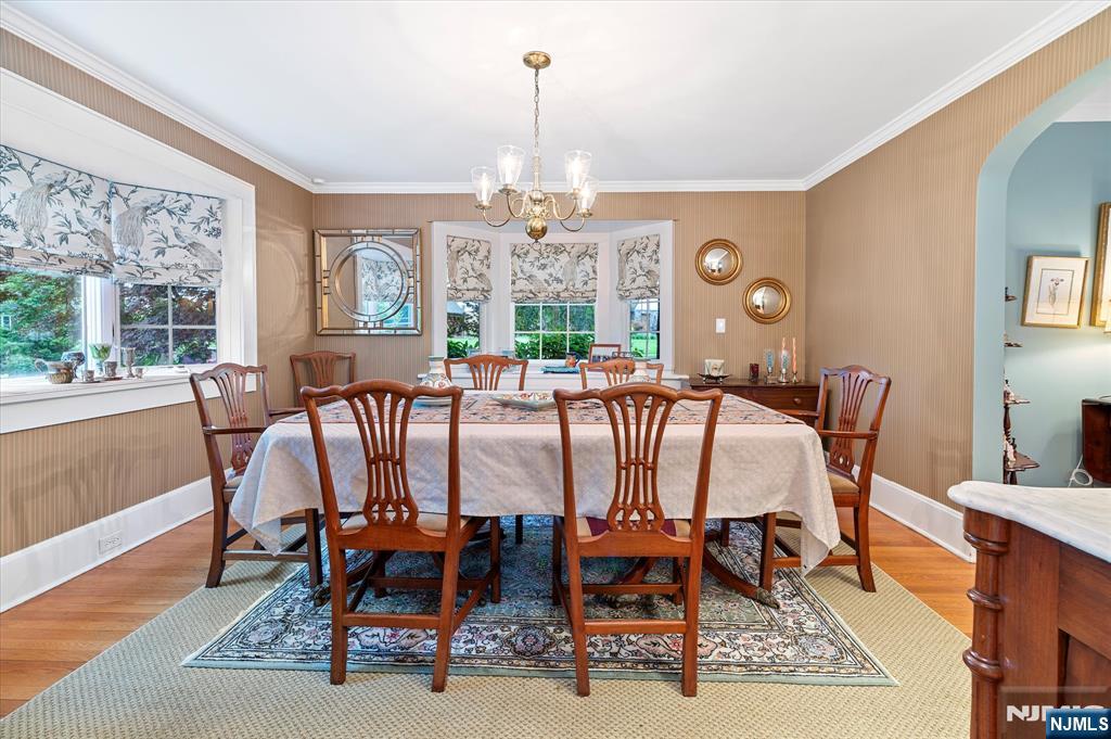 property viewer photo 9
