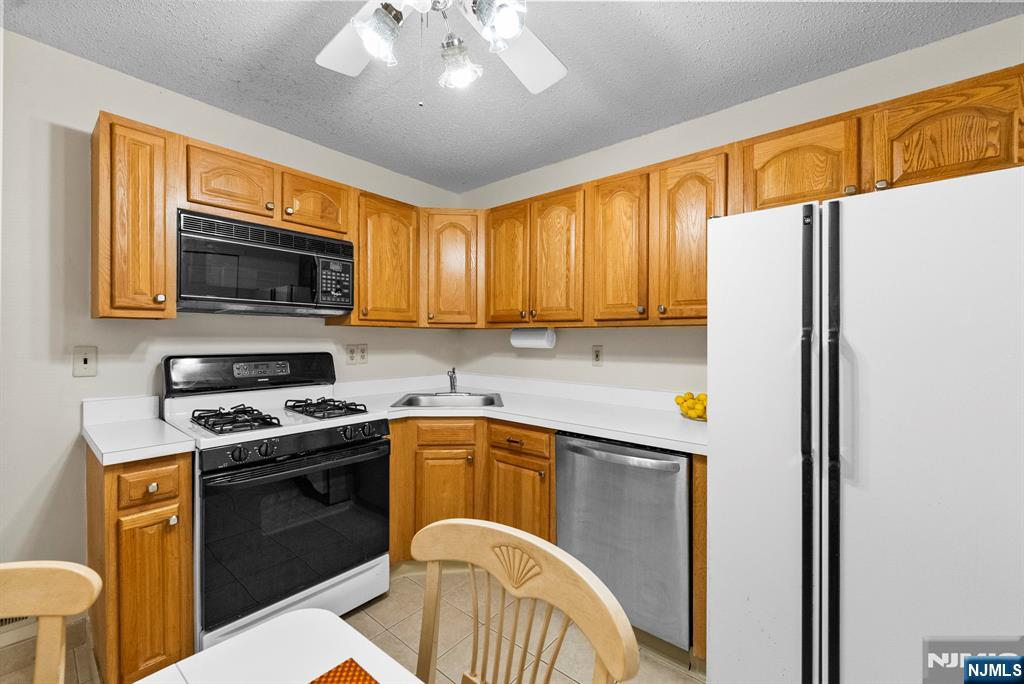 property viewer photo 14