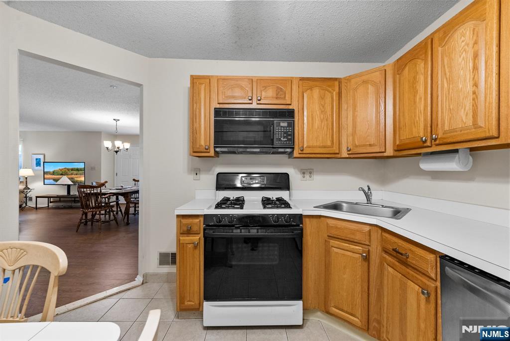 property viewer photo 15