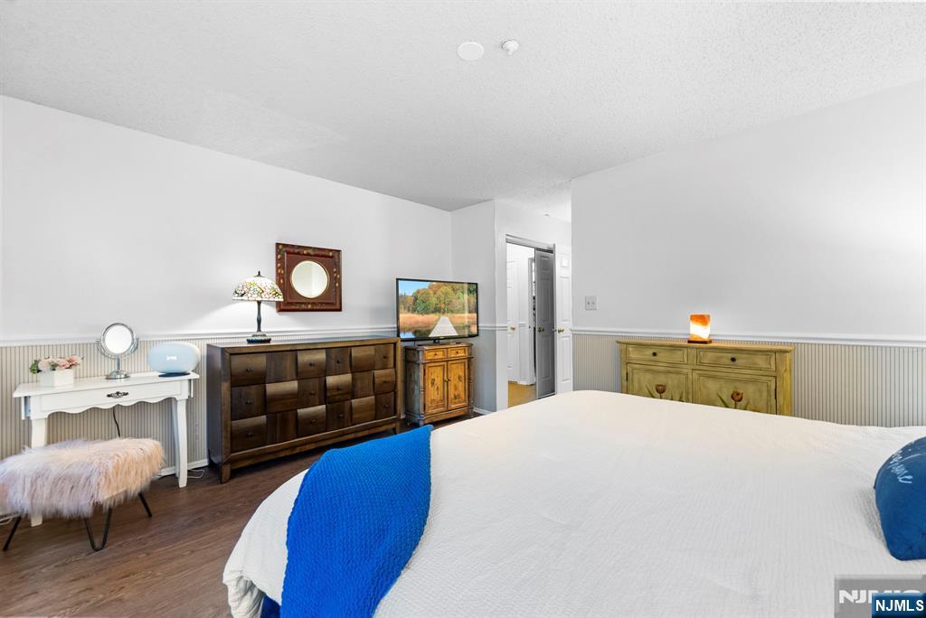 property viewer photo 21