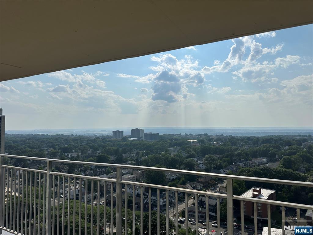 property viewer photo 11