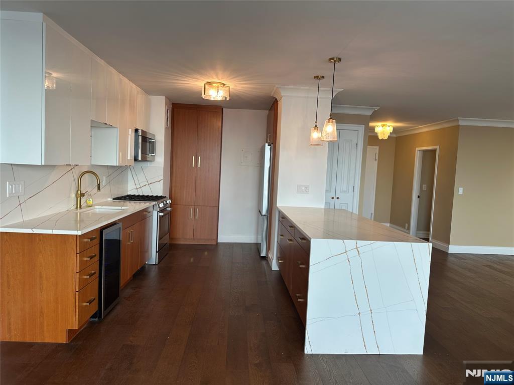property viewer photo 5