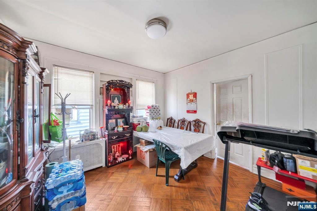 property viewer photo 18