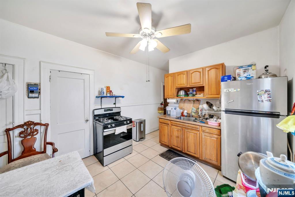 property viewer photo 22