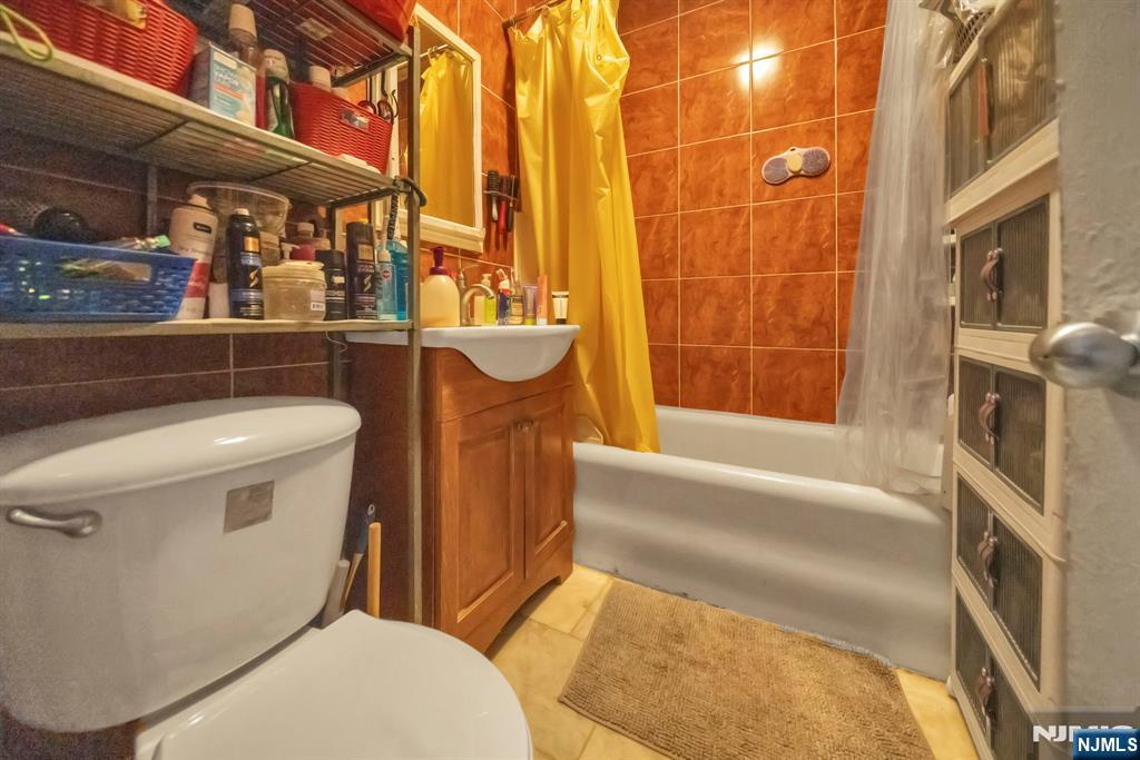 property viewer photo 29