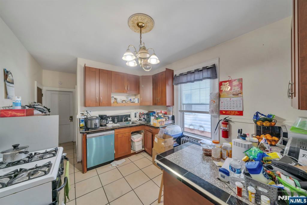 property viewer photo 37