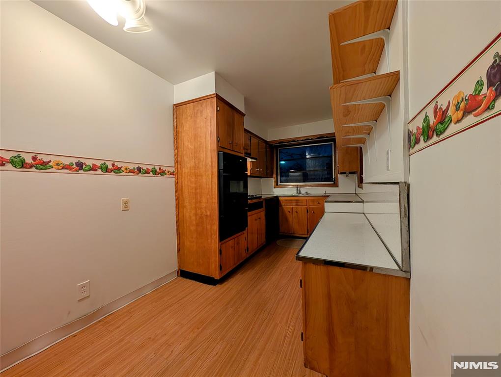 property viewer photo 10