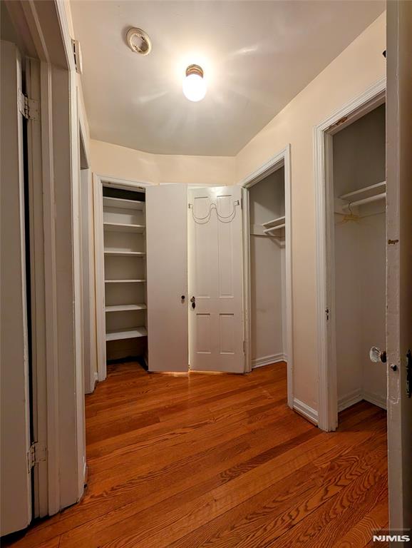 property viewer photo 12