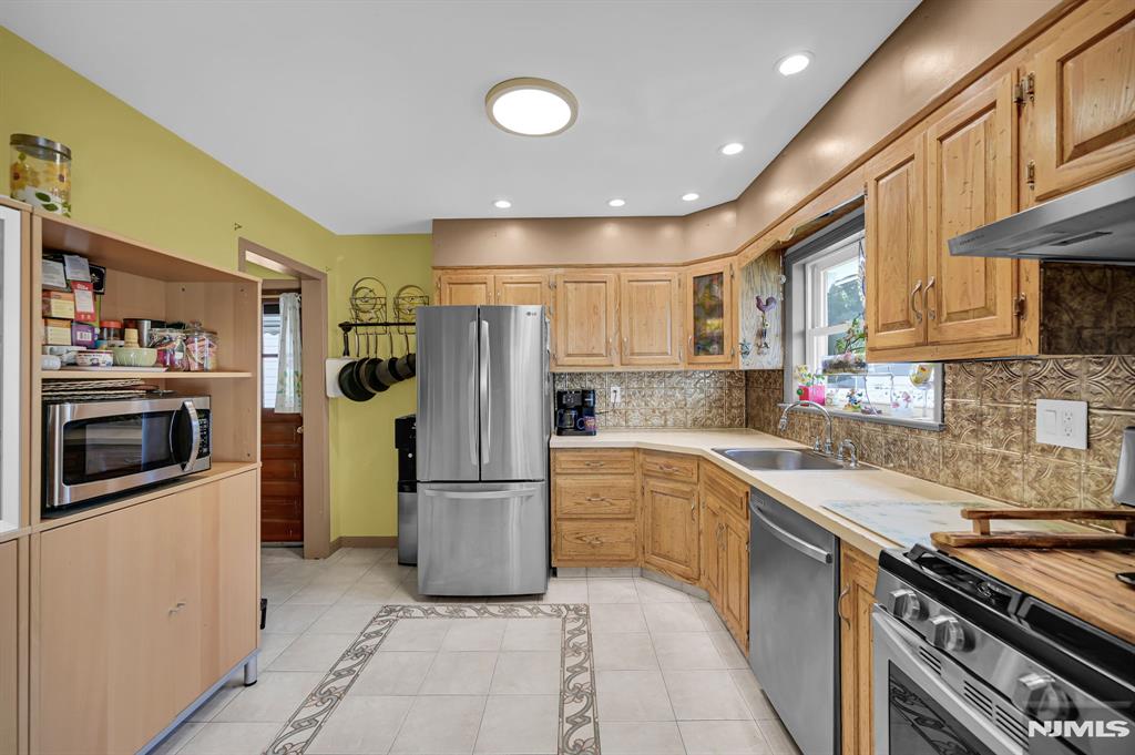 property viewer photo 20