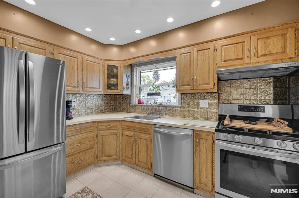 property viewer photo 22