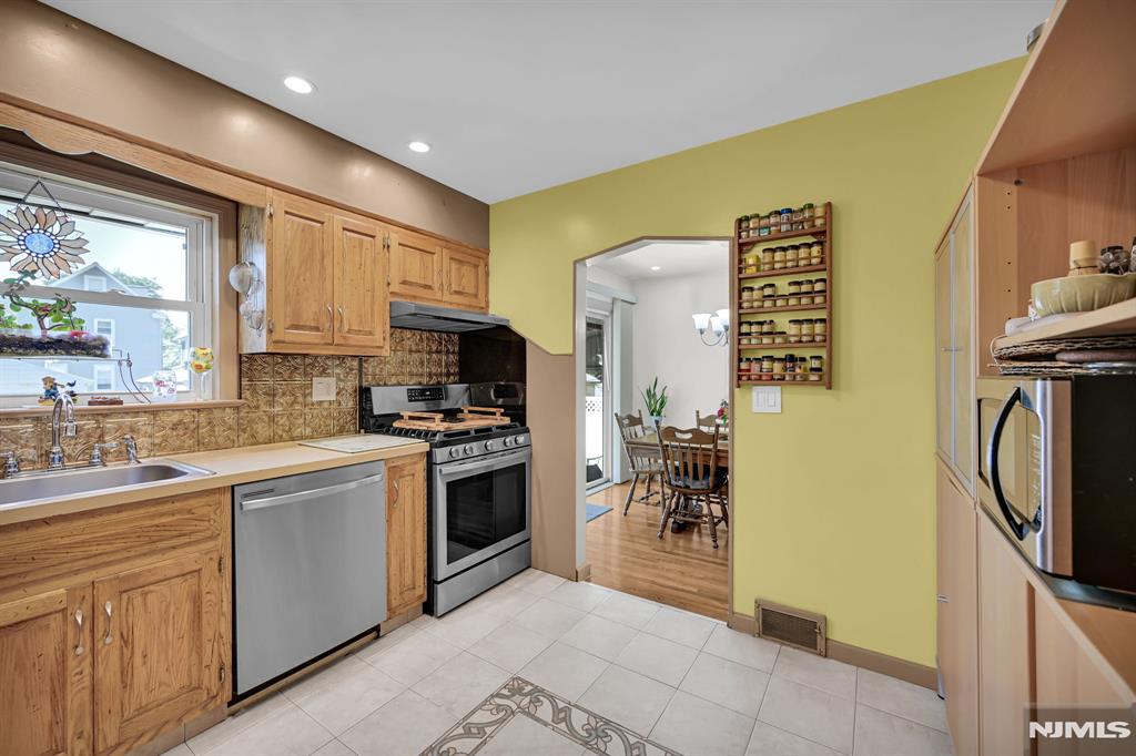 property viewer photo 23