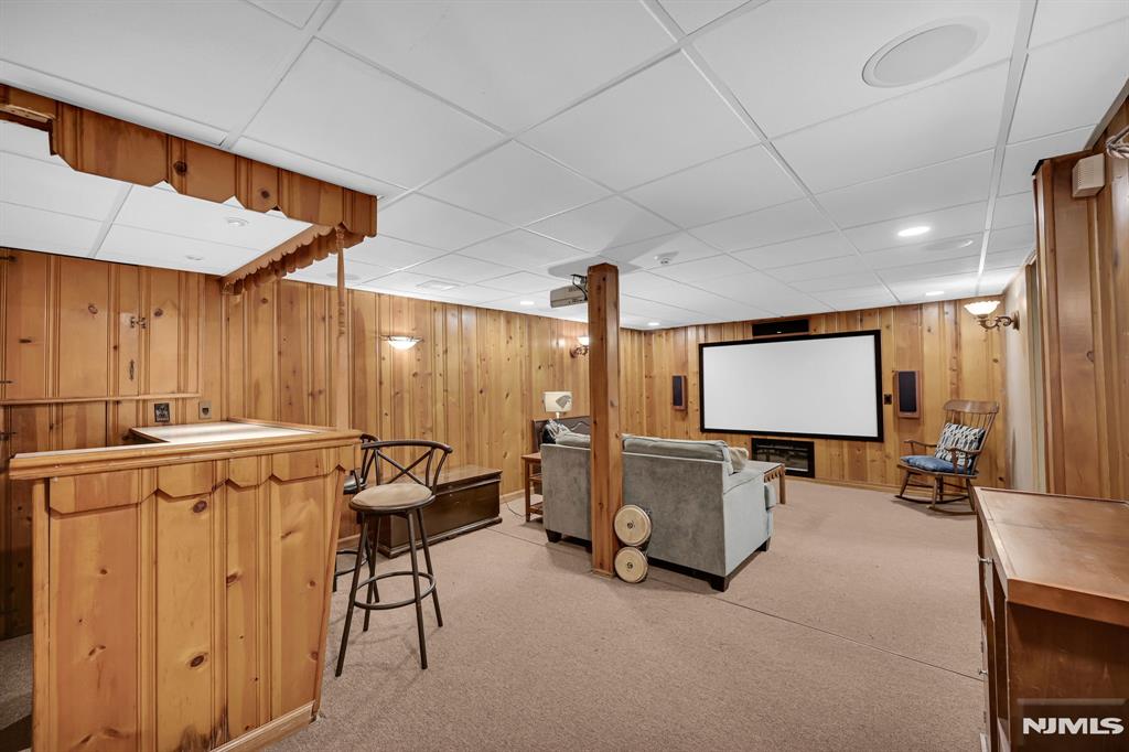 property viewer photo 33