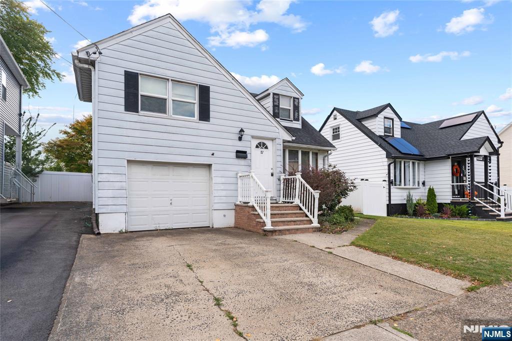 property viewer photo 2