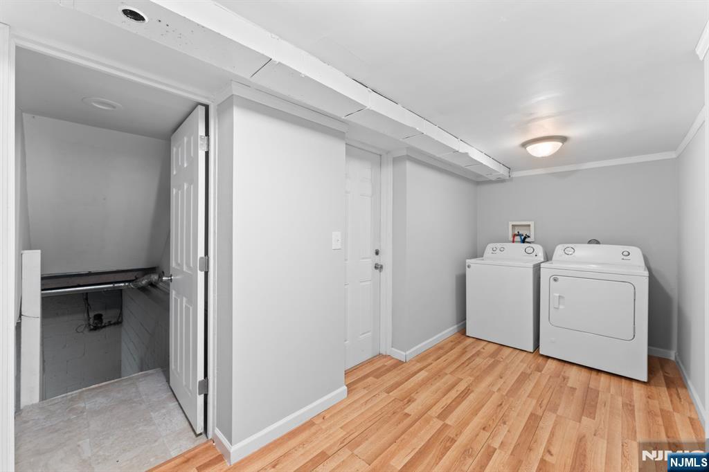 property viewer photo 24