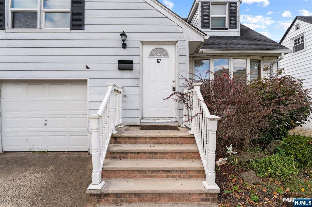 property viewer photo 3