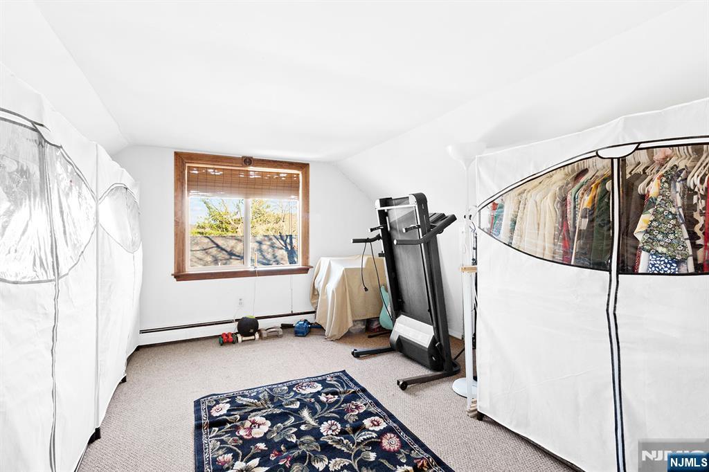 property viewer photo 12
